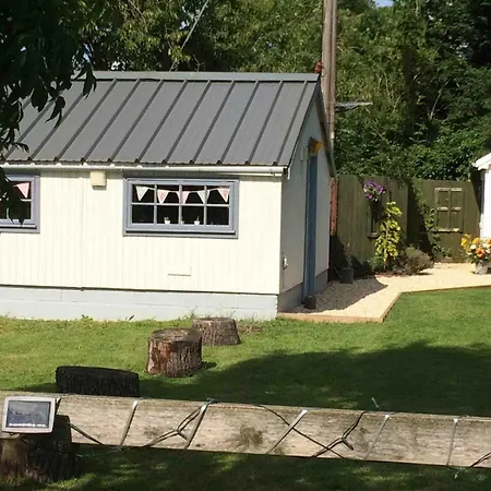 The Den At Gate 펜션