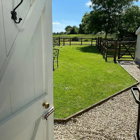 The Den At Gate