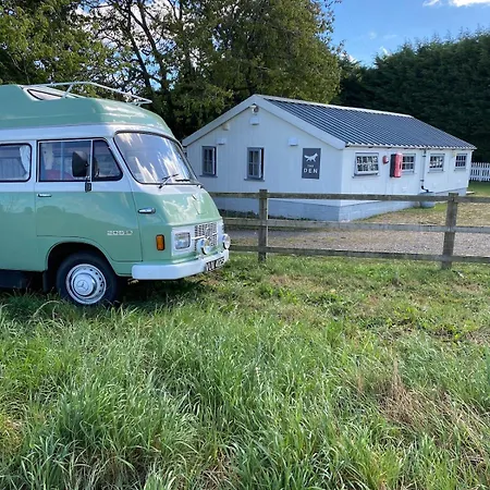The Den At Gate Vakantiehuis