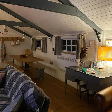 The Den At Gate